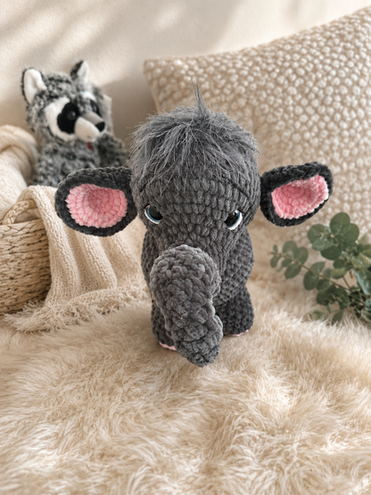 Crochet Elephant Plush Pair – Handmade Amigurumi Stuffed Elephants | Soft Baby Nursery Gift